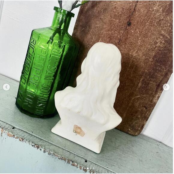 Vintage Jesus White Porcelain Ceramic Figurine Bust Statue Incised 1004 USA - Picture 4 of 6